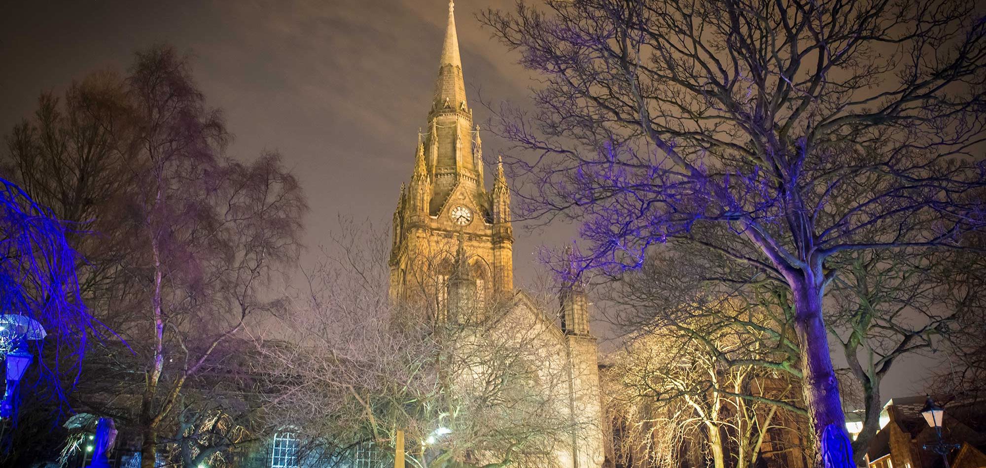 À Aberdeen, le cimetière s’illumine