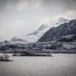 Un paysage en noir et blanc