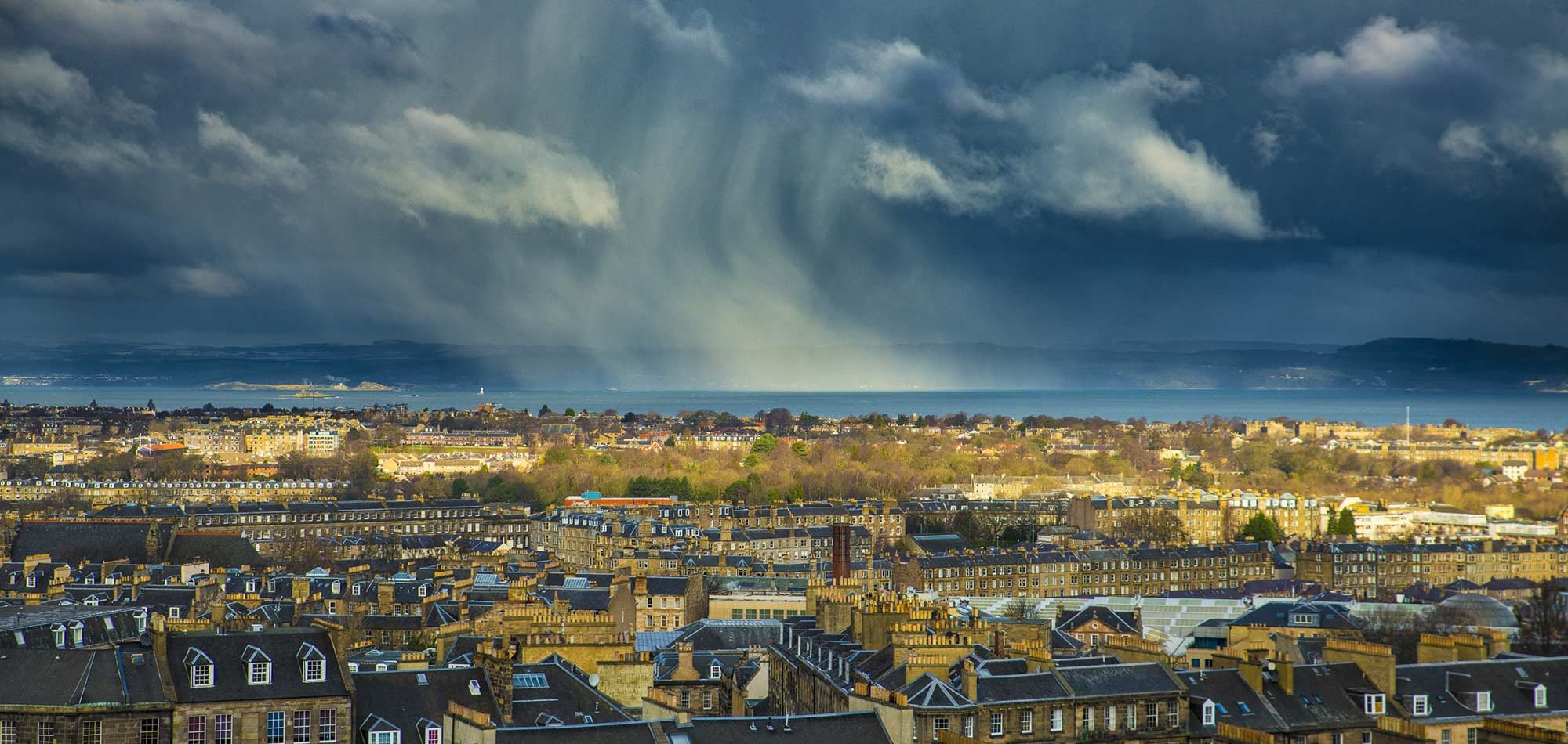 Orage de neige sur Édimbourg