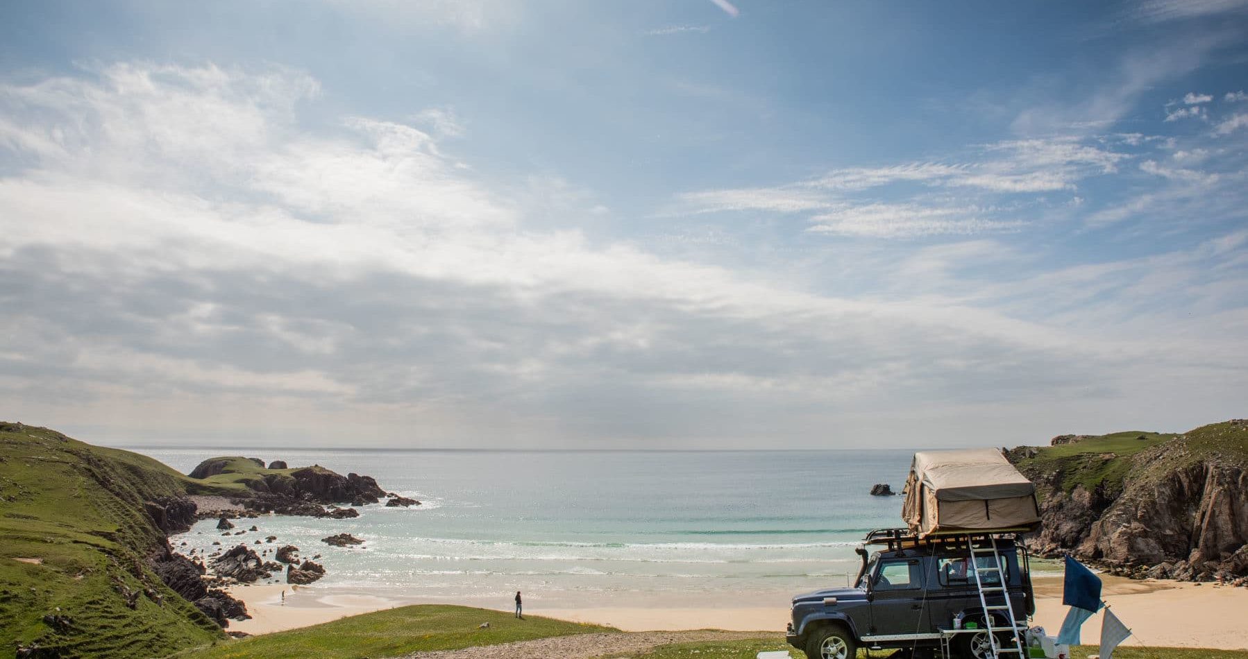 Camper sur la plage en Écosse